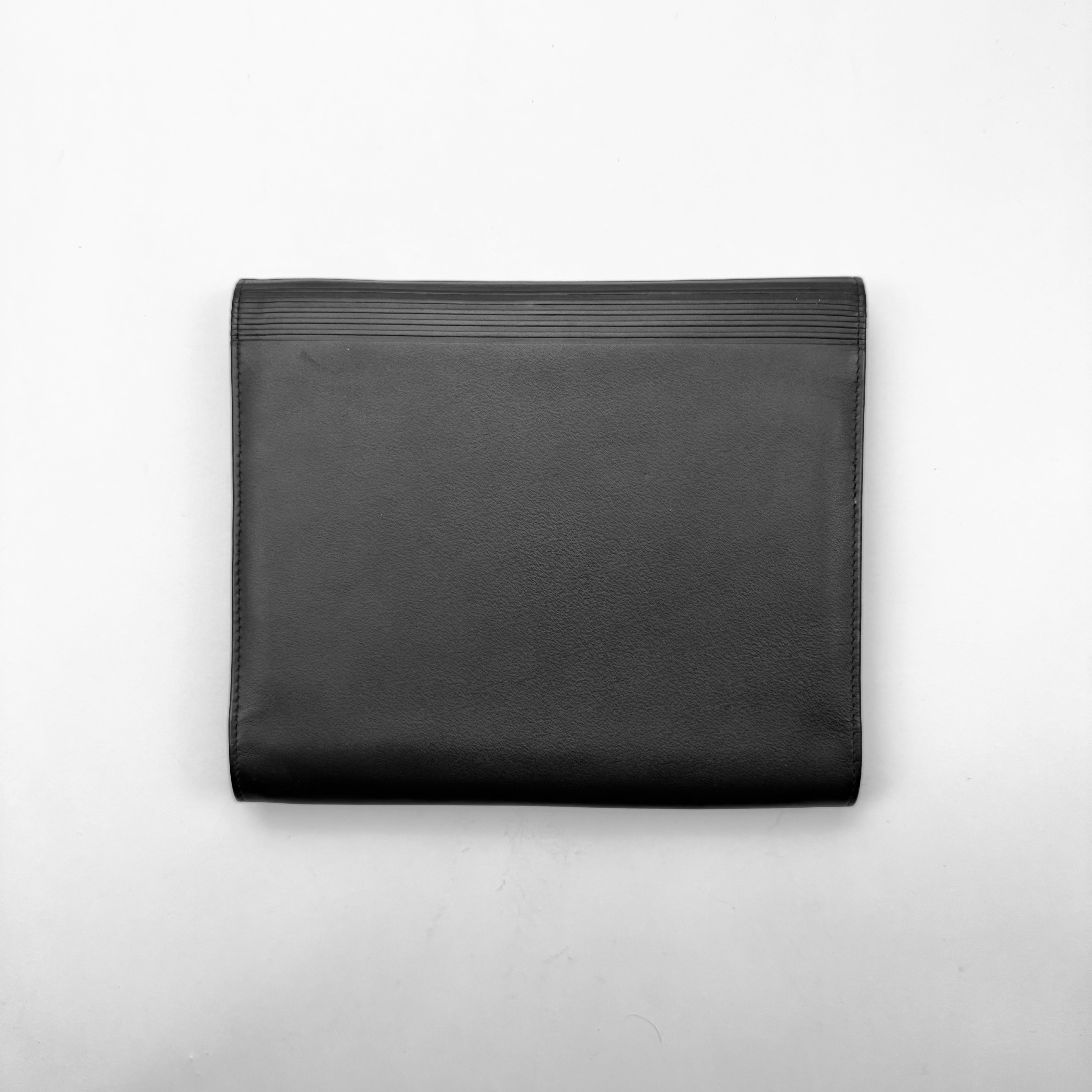 Maybach Leather Folder