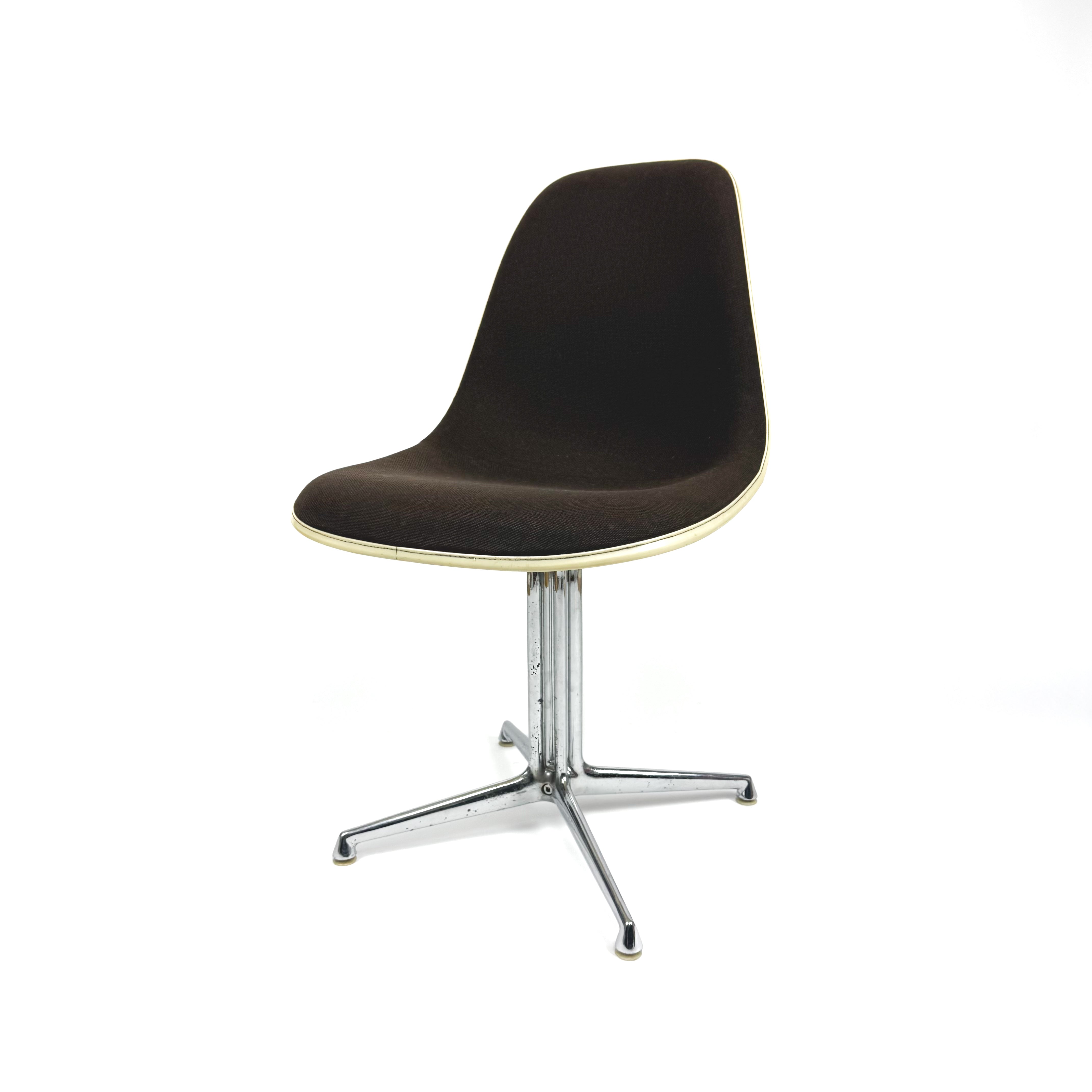 Vitra DSL Eames La Fonda Fiberglas Dining Chair