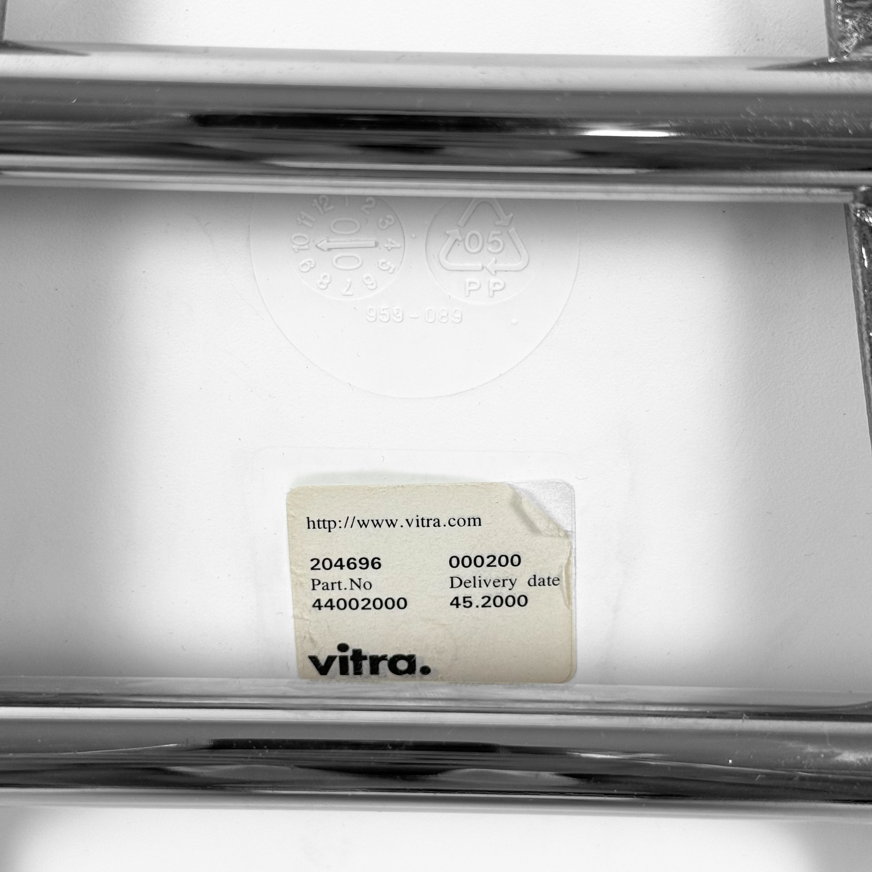Vitra DSS Eames Plastic Side Chair