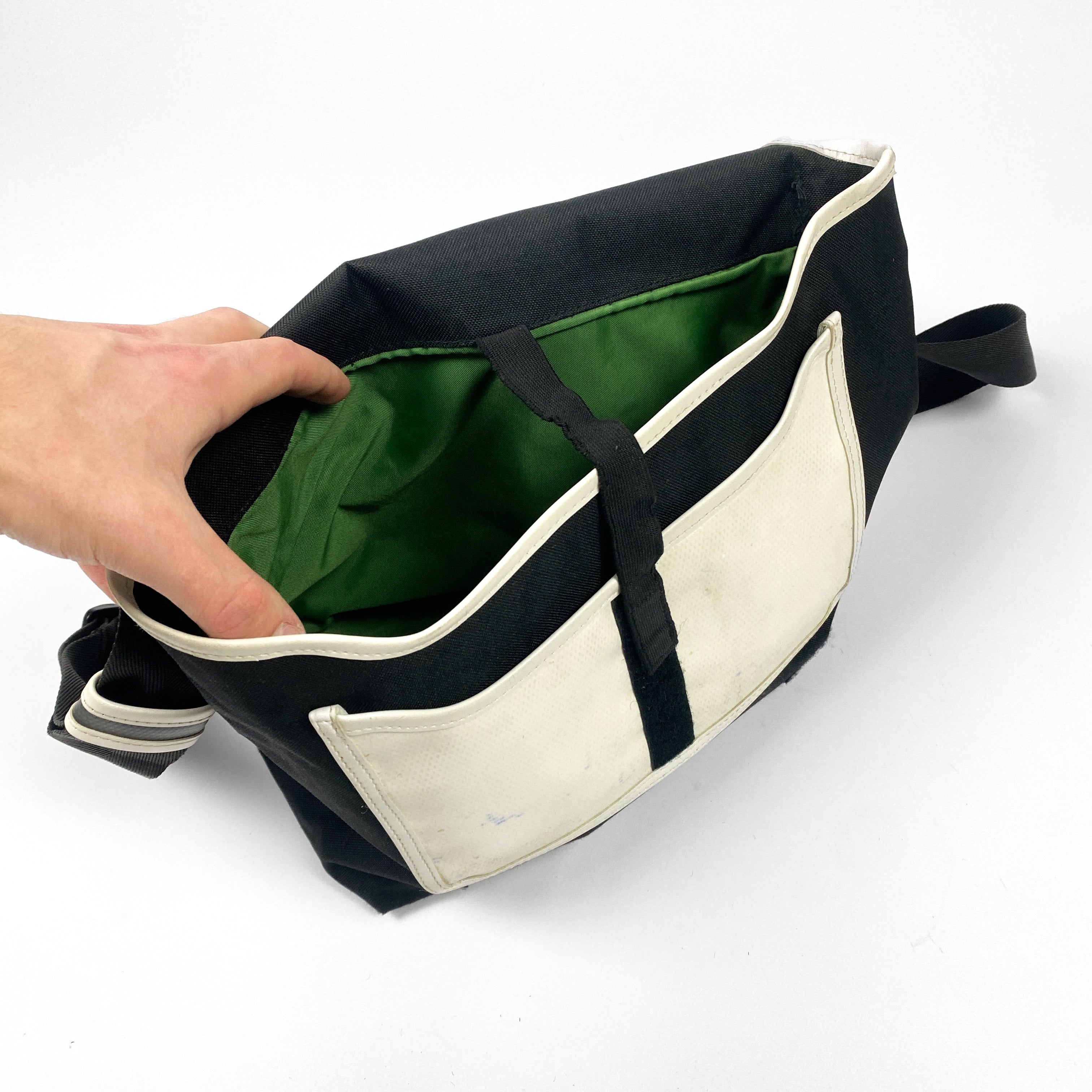 LACOSTE shoulder bag