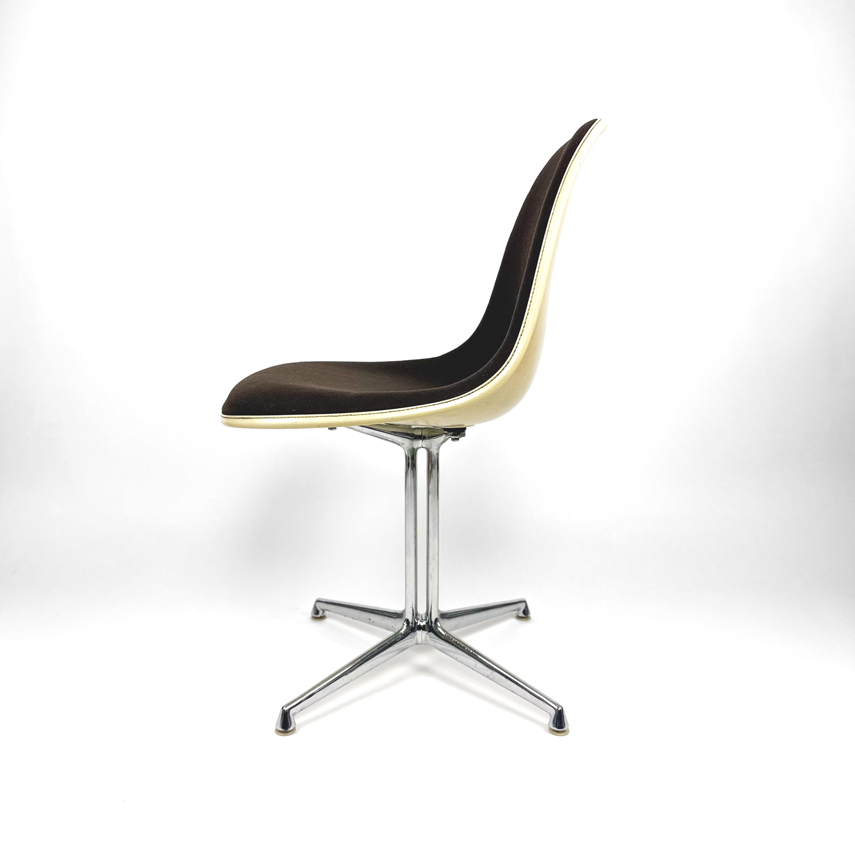 Vitra DSL Eames La Fonda Fiberglas Dining Chair