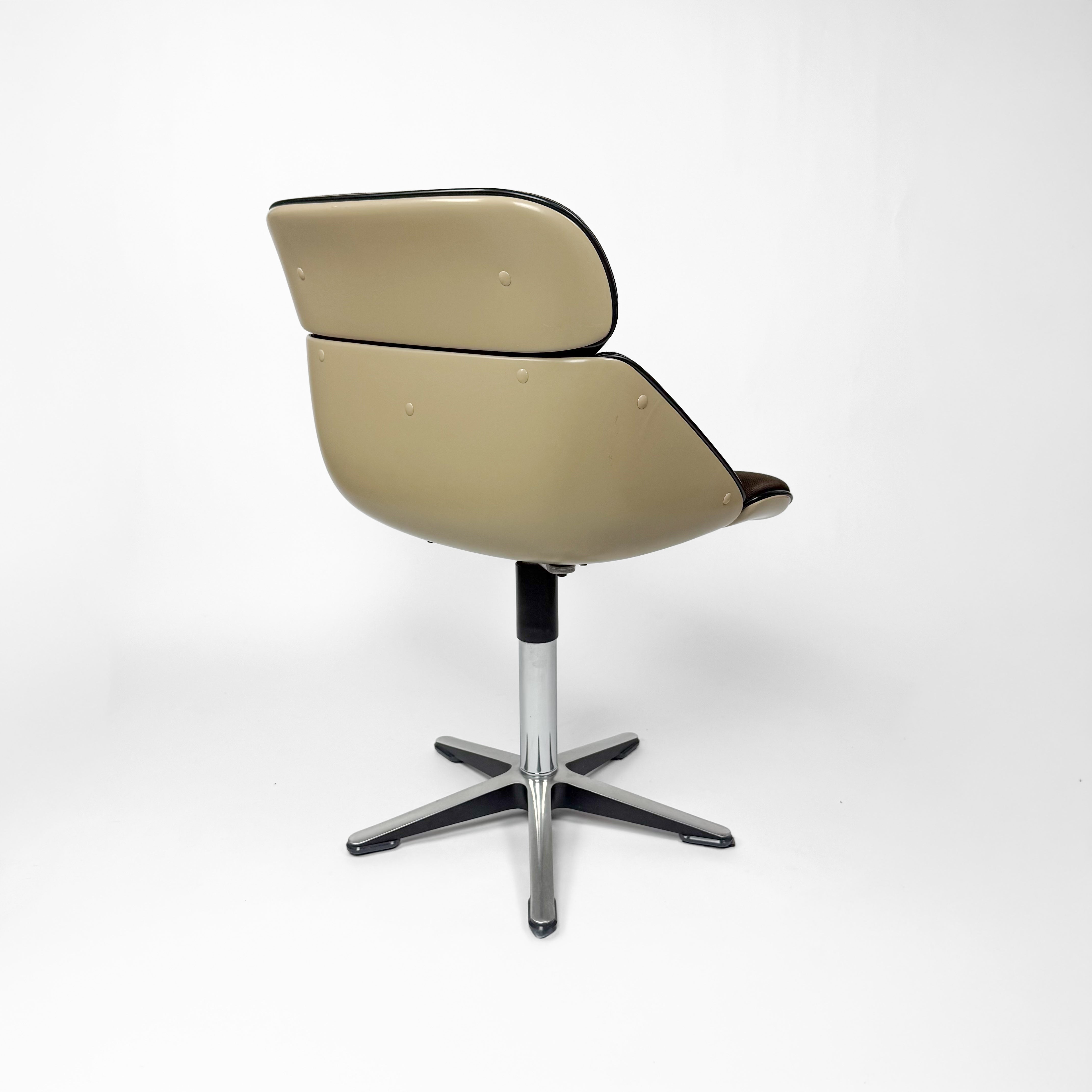 Wilkhahn 190 Threshing chair