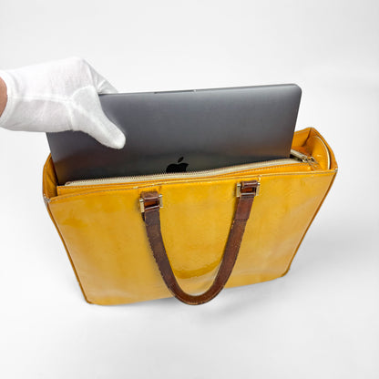 Louis Vuitton Columbus Vernis Monogram Handbag