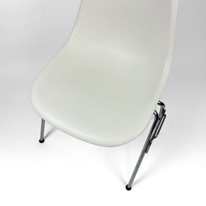 Vitra DSS Eames Plastic Side Chair