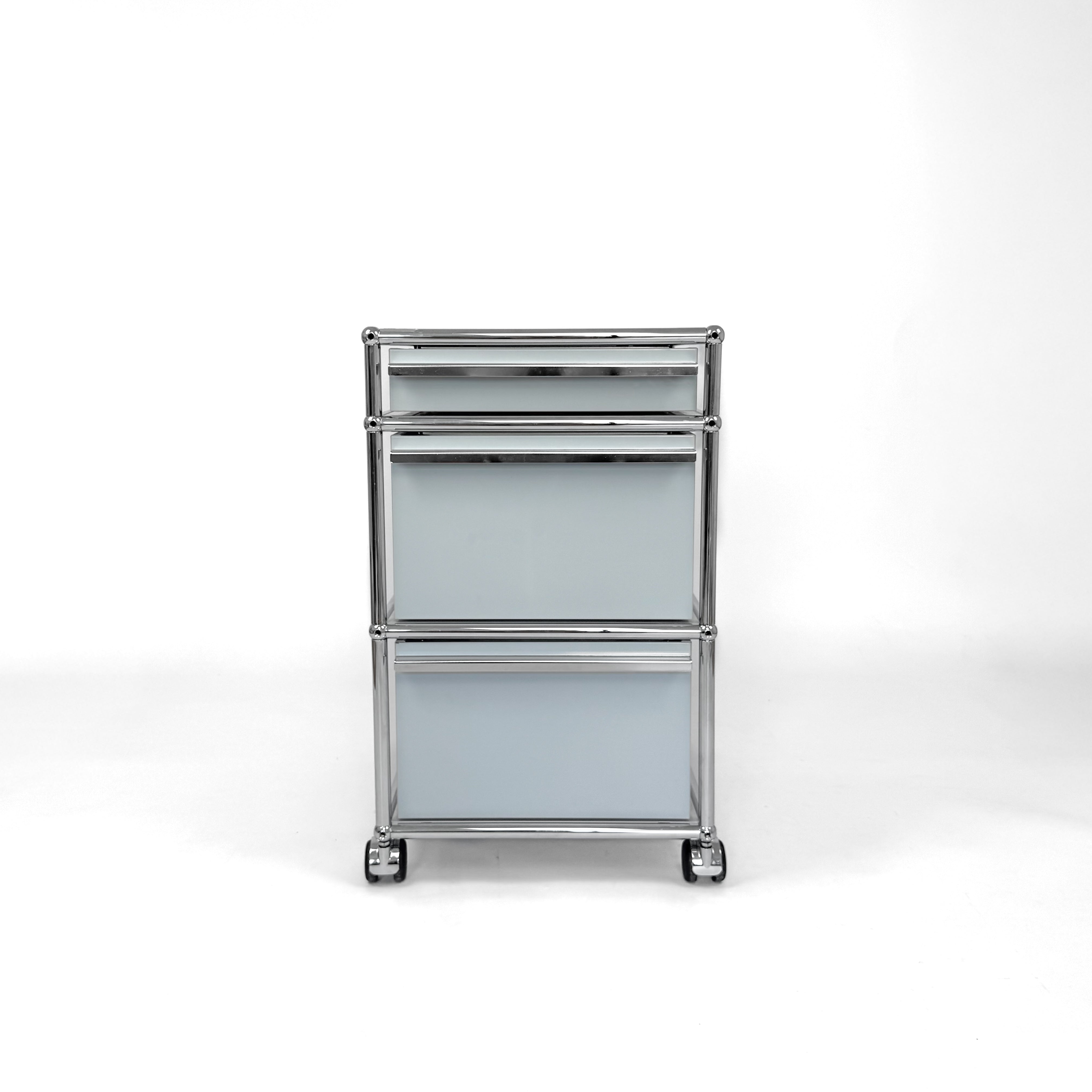 USM Haller Rollcontainer Lichtgrau