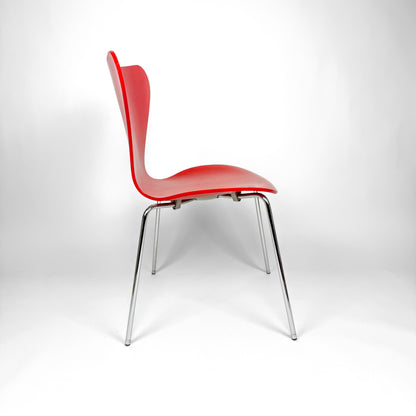 Fritz Hansen Serie 7 Chair