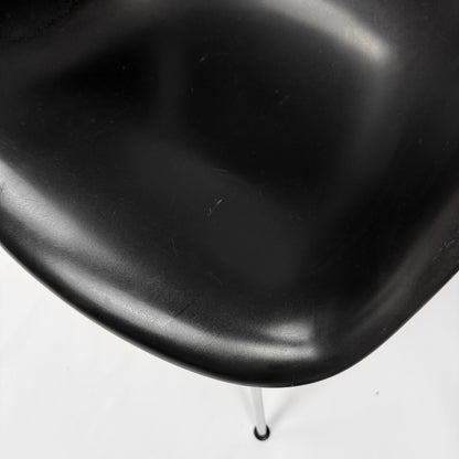 Vitra DAX Eames Plastic Armchair