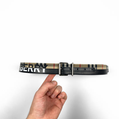 Burberry Nova Check Gürtel