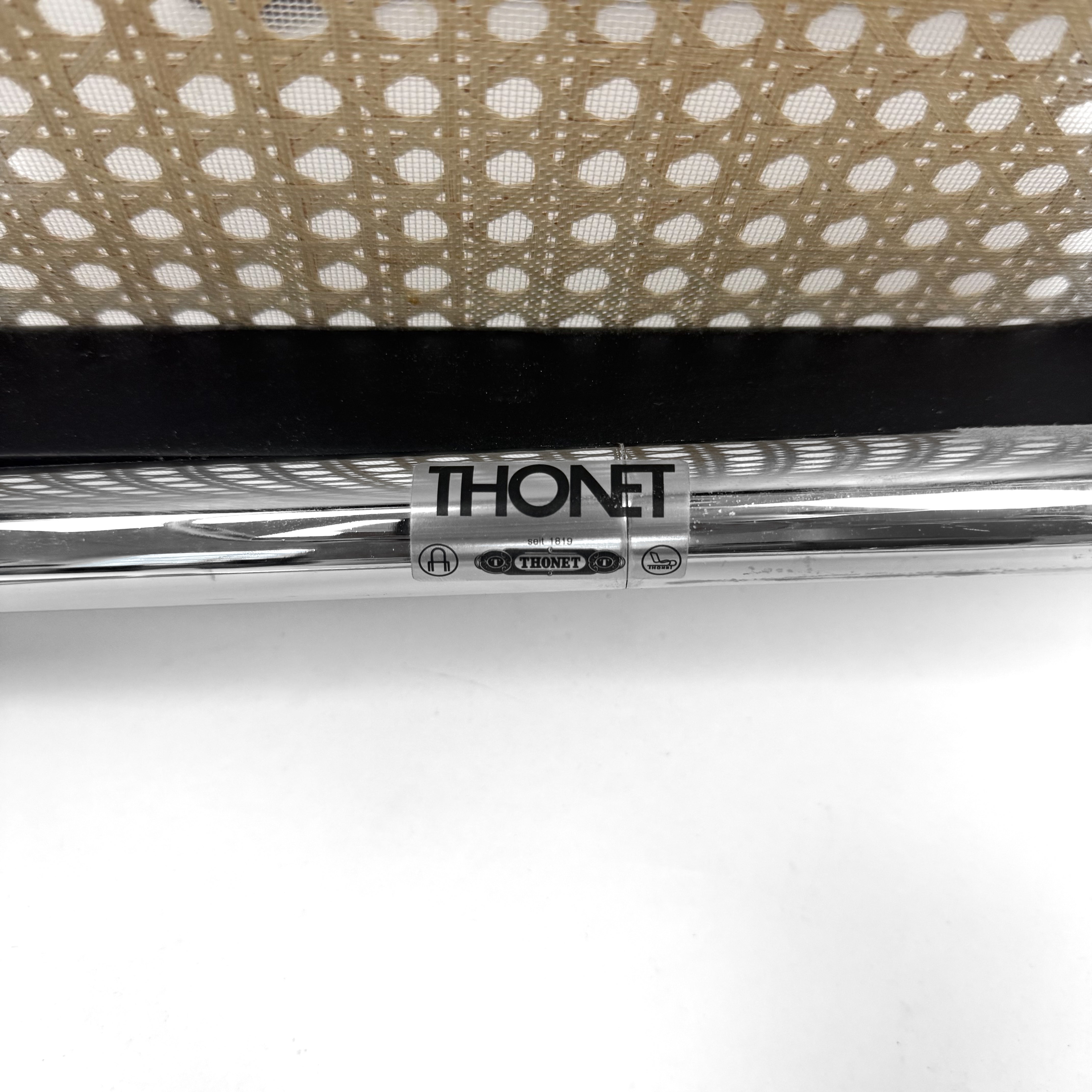 Thonet S 64V Freischwinger Chair